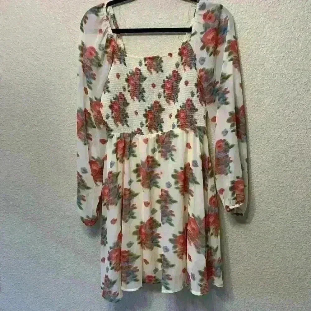 White floral smocked mini dress sz L summer wedding guest bridal shower feminine - Picture 1 of 9